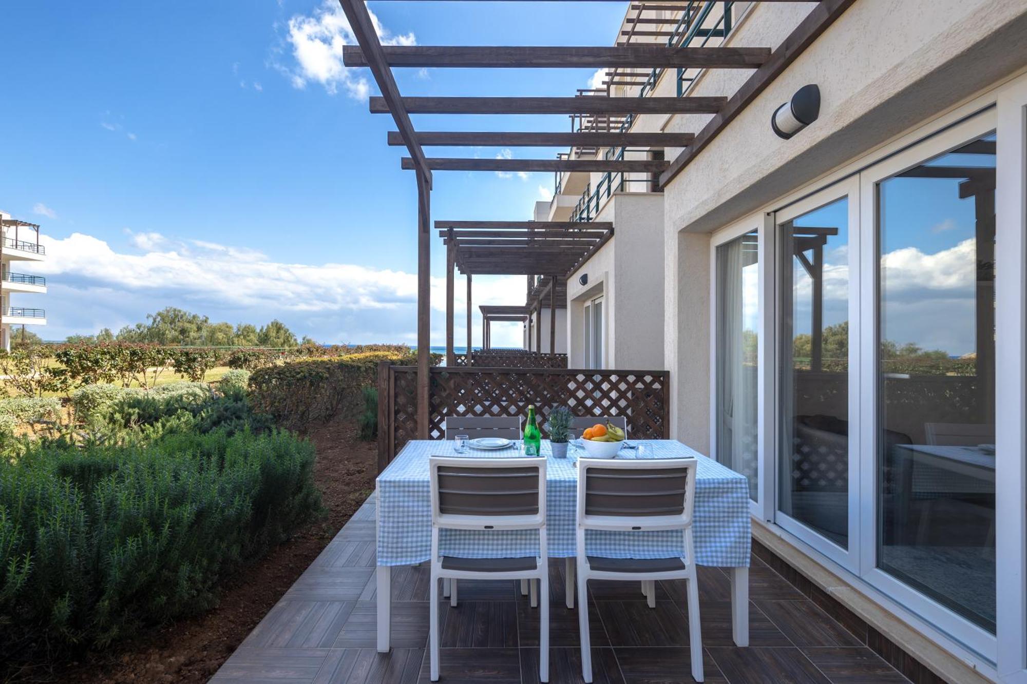 Thalassa Beach Resort & Spa Retreat Vokolidha Δωμάτιο φωτογραφία